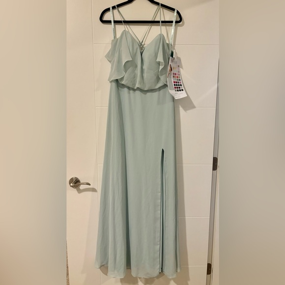 Morilee Bridesmaid/ Prom Dress - Picture 1 of 7